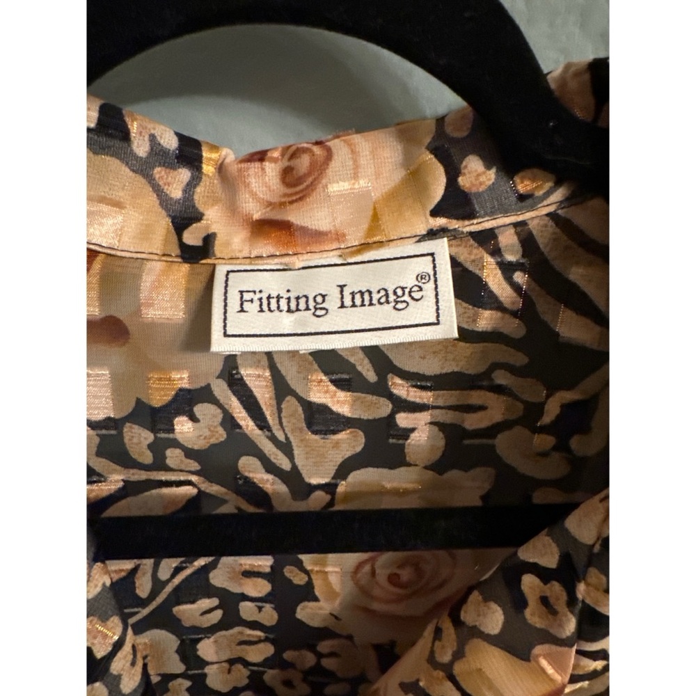 Fitting Image Gold Threaded Top - image 2